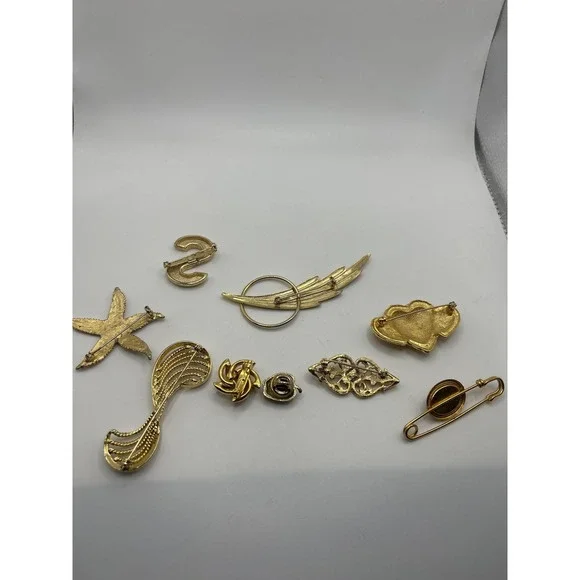 Lot 9 Gold Tone Costume Brooch Pins Mixed Shapes Hearts Starfish Amber - Picture 3 of 4